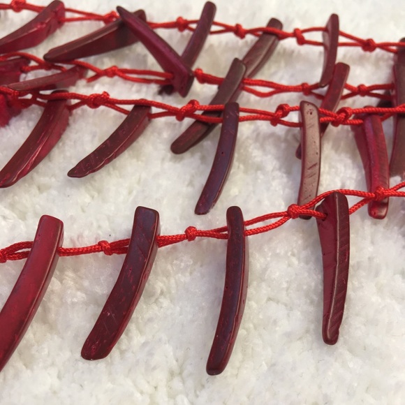 ✨NEW✨ Red Layered Bamboo Wood Wind Chime Necklace - Picture 5 of 5